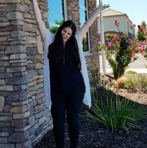 HAUTE SOCIETY: Lace Overlay - Picture 3 of 3